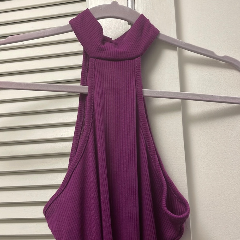 Dress worn once, with key hole back